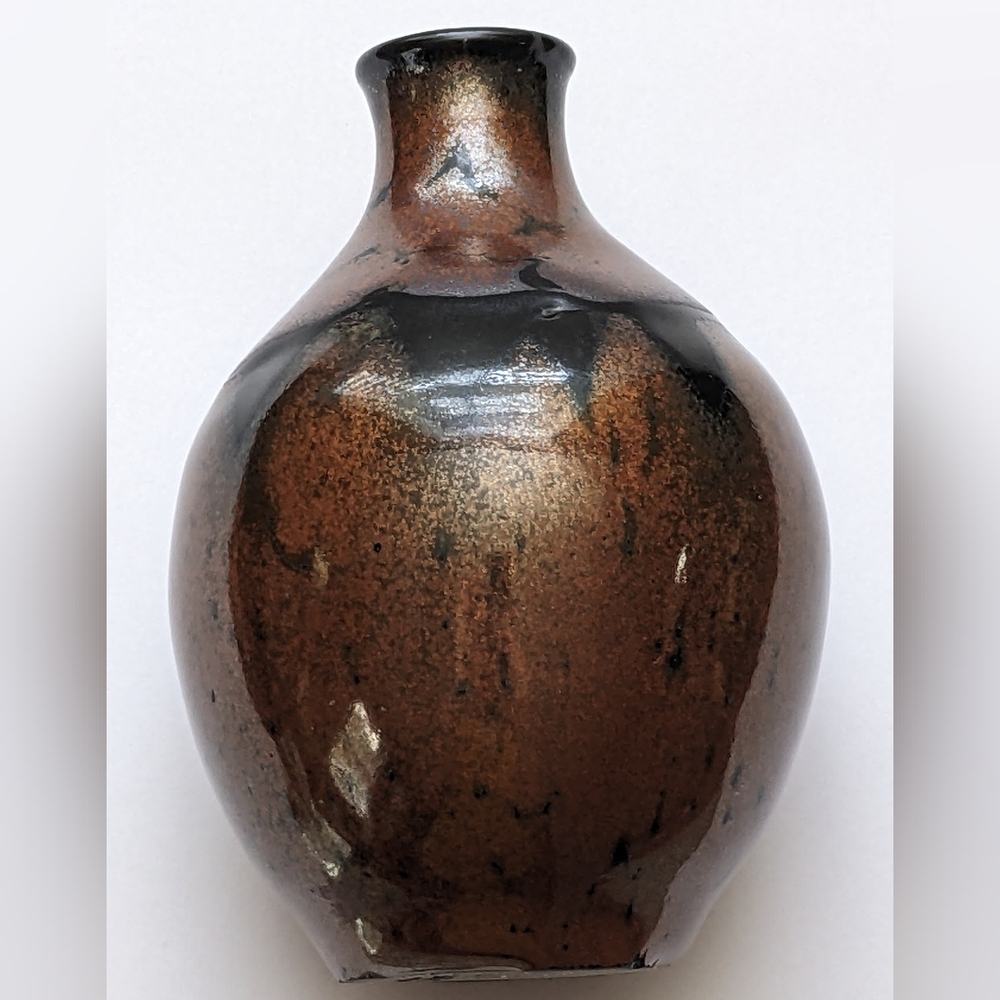 Studio Red & Black Stoneware Bud Base (Signed) - Picture 4 of 7